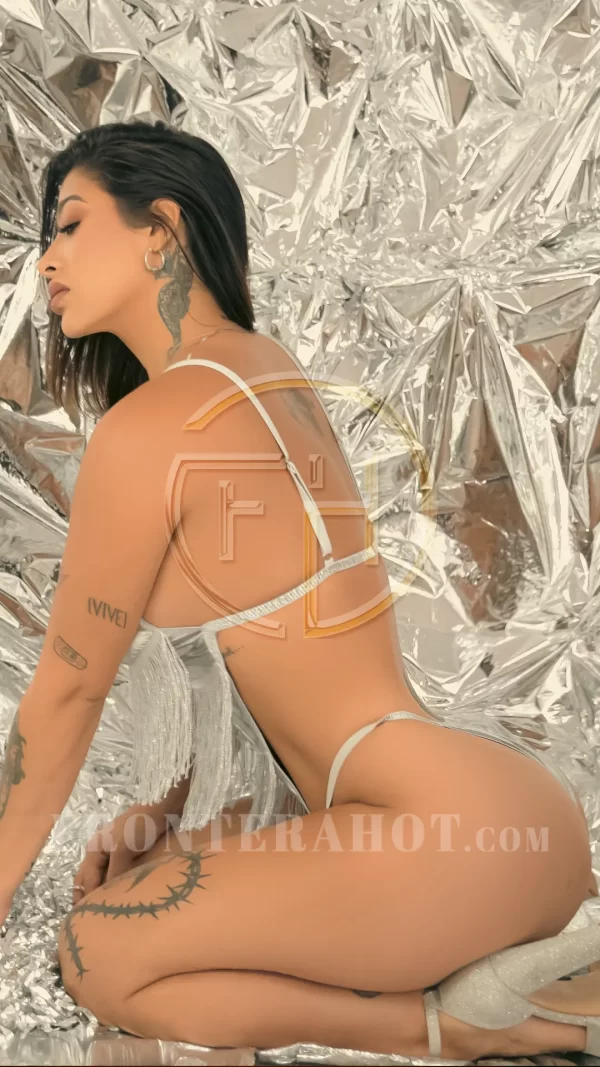 ALANA_1 Hola mis amores!! Mi nombre es alanna, soy nueva en la página, soy muy cariñosa, amable, y caliente.. escribime y te prometo que no te vas arrepentir 😏 Tengo 25 años y mis servicios son: SEXO ORAL AL FRANCES SEXO ORAL CON PRESERVATIVO DESPEDIDA DE SOLTEROS SHOW DE STRIPPER MASAJE RELAJANTE TANTRICO TRIO CON PAREJA HOMBRE - MUJER - MUJER LLUVIA DORADA BESO NEGRO FANTASIA - DISFRAZ (JUEGO DE ROLES) VIDEOLLAMADAS EROTICAS Soy escort y atiendo en las ciudades de Foz do Iguazú - Ciudad del Este - Puerto Iguazú - Asunción y Saltos del Guaira.
