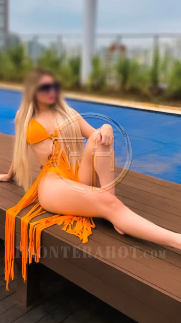Hola! Soy cris oliver, una gallega muy cariñosa dispuesta a acompañarte y darte lo que necesitas para pasar un lindo rato conmigo y juntos experimentar y conocernos! Soy rubia, fina y estilo enamorada. Tengo 23 años y mis servicios son: SEXO ORAL CON PRESERVATIVO DESPEDIDA DE SOLTEROS MASAJE RELAJANTE TANTRICO MASAJE PROSTATICO DISFRACES DE FANTASIA Y JUEGO DE ROLES PODOLATRIA Soy escort – acompañante – garota y atiendo en las ciudades de Foz do Iguazú – Ciudad del Este y Puerto Iguazú fronterahot.com, tu sitio de Escorts, Parejas Swingers y LGBTQ+ por excelencia. Características adicionales Anunciante Verificada Independiente Tasa de respuesta Alta Whatssap Activo Descripción Perfil Ciudad: Foz do Iguazú – Asunción Edad: 23 Tipo: Blanca Altura: 1,64 Peso: 55 kg Cabello: Rubio Atención Nacionalidad: Brasilera Horario: 24 Hs. Agendamiento Previo Perfil: Escort – Acompañante Atiende: Hombres Atiendo en: Hotel – Motel WhatsApp: Si Extra Valor del Servicio: 1.000.000 Gs. Formas de Pago: Efectivo – PIX Periodo: 1:00 Hs. Idiomas: Portugues – Ingles Especialidades: Masaje Prostatico Permite Fumar: Si Viaja: Si