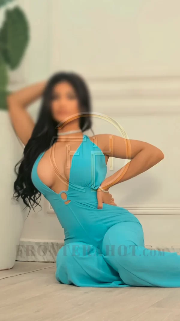 AZUL, ESCORT - ACOMPAÑANTE - PUTA - MASAJISTA Y GAROTA en Asunción PARAGUAY.