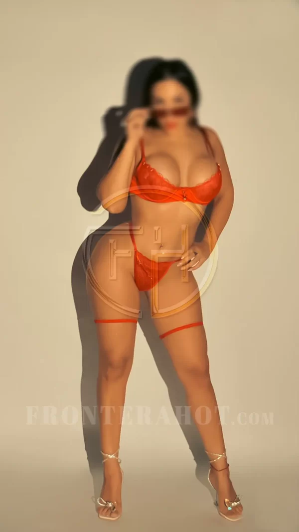 FLOR, ESCORT - ACOMPAÑANTE - PUTA - MASAJISTA Y GAROTA en ASUNCION PARAGUAY.