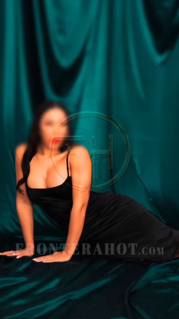FLOR, ESCORT - ACOMPAÑANTE - PUTA - MASAJISTA Y GAROTA en ASUNCION PARAGUAY.