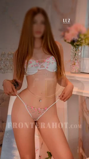 LUZ, JOVENCITA, RUBIA CON DELGADO CUERPO, ESCORT - ACOMPAÑANTE - PUTA - MASAJISTA Y GAROTA en ASUNCION PARAGUAY.